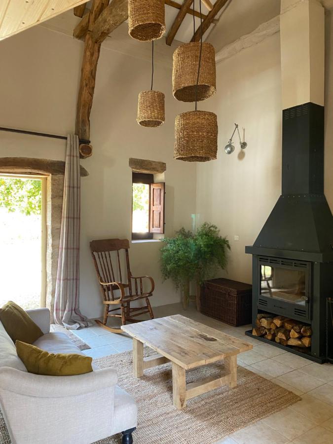 Gite Dordogne Perigord Hautefort Bagian luar foto