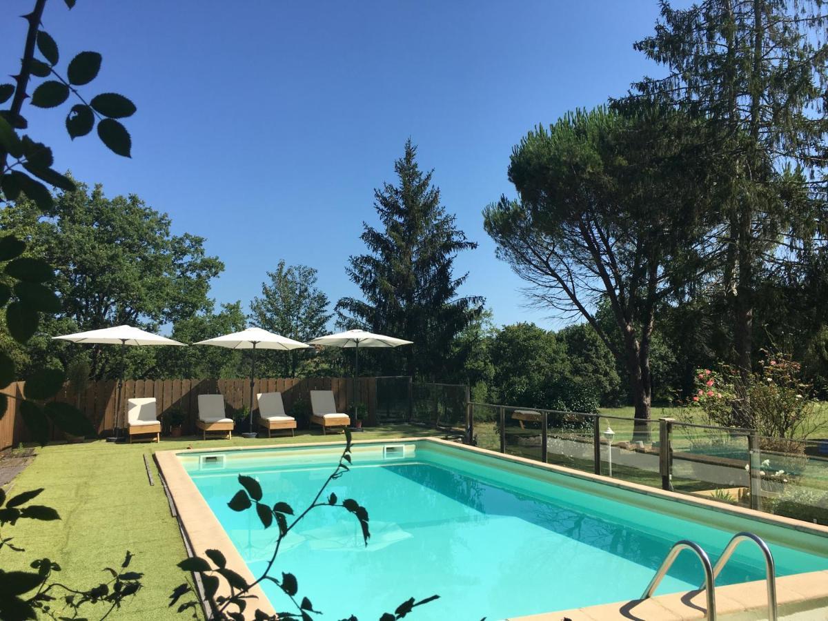Gite Dordogne Perigord Hautefort Bagian luar foto