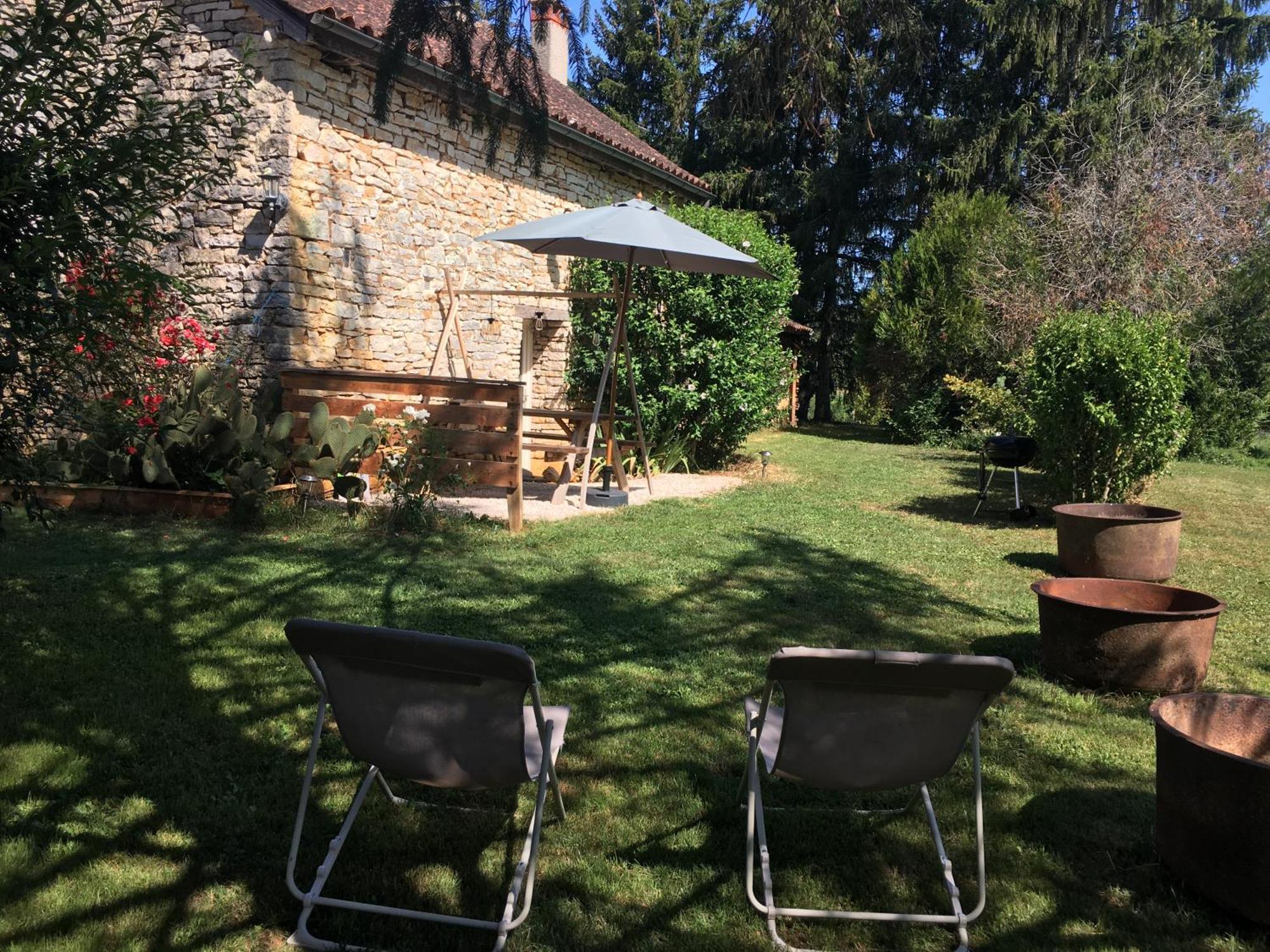 Gite Dordogne Perigord Hautefort Bagian luar foto